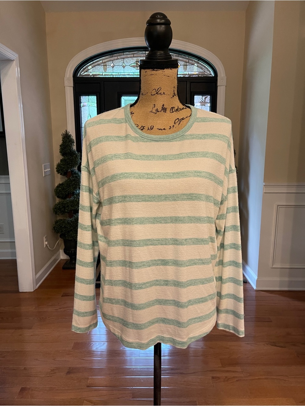 Time and Tru White Mint Green Striped Long Sleeve Knit Top Small